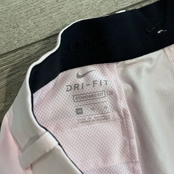 Nike Dri-Fit Golf Shorts Mens Size 40 Performance Preppy Athletic Pink - Picture 4 of 9
